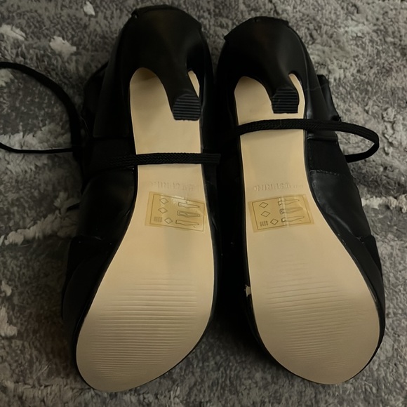 NWOT SPRING SEXY HEELED BOOTS 🔥🔥🔥🔥🔥 - Picture 5 of 8